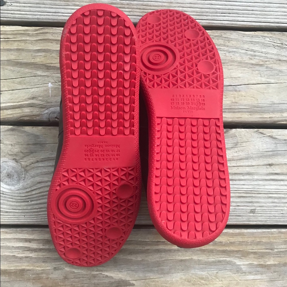 Maison Margiela GAT Low Top Sneaker - Picture 8 of 8